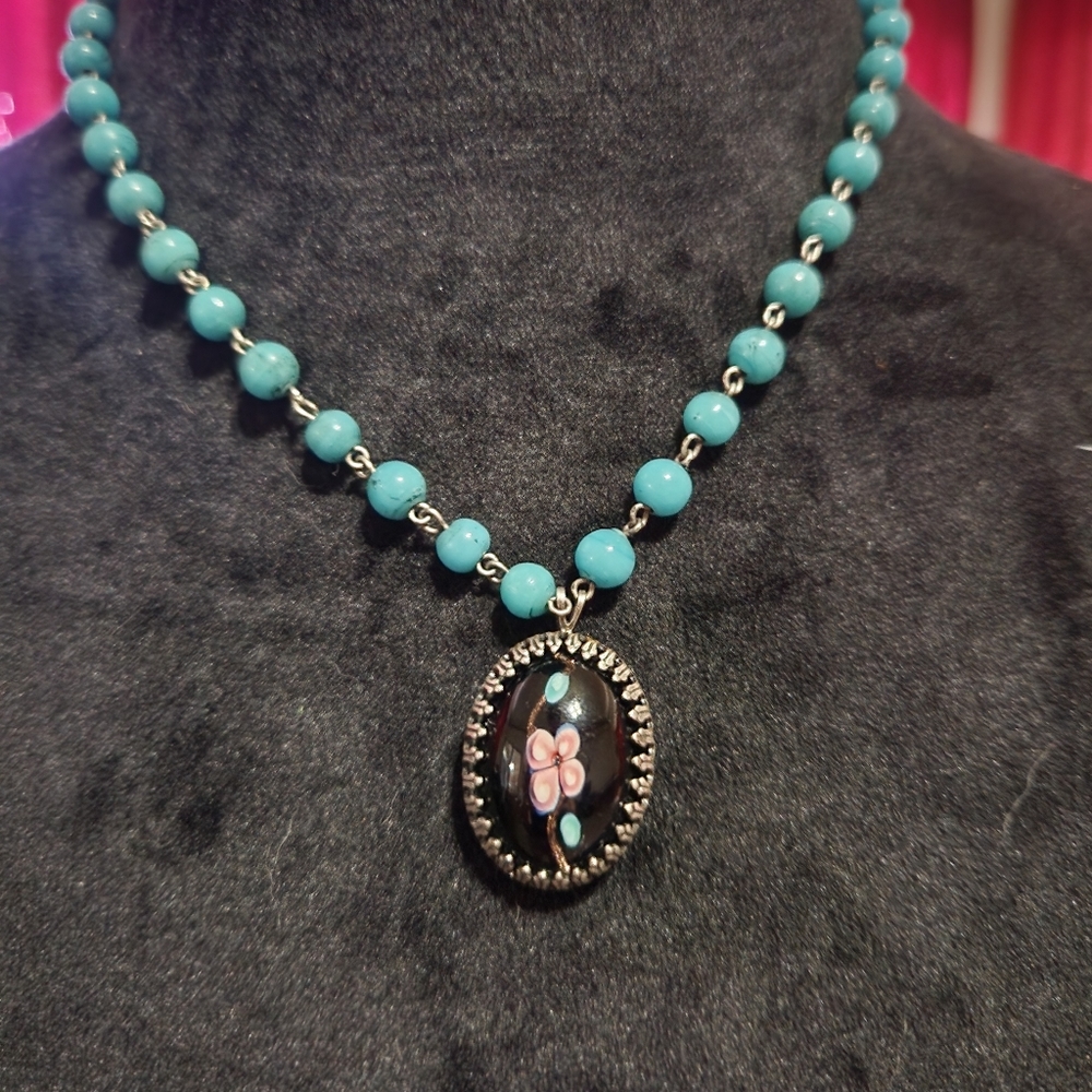 Blue and silver necklace 16 inches